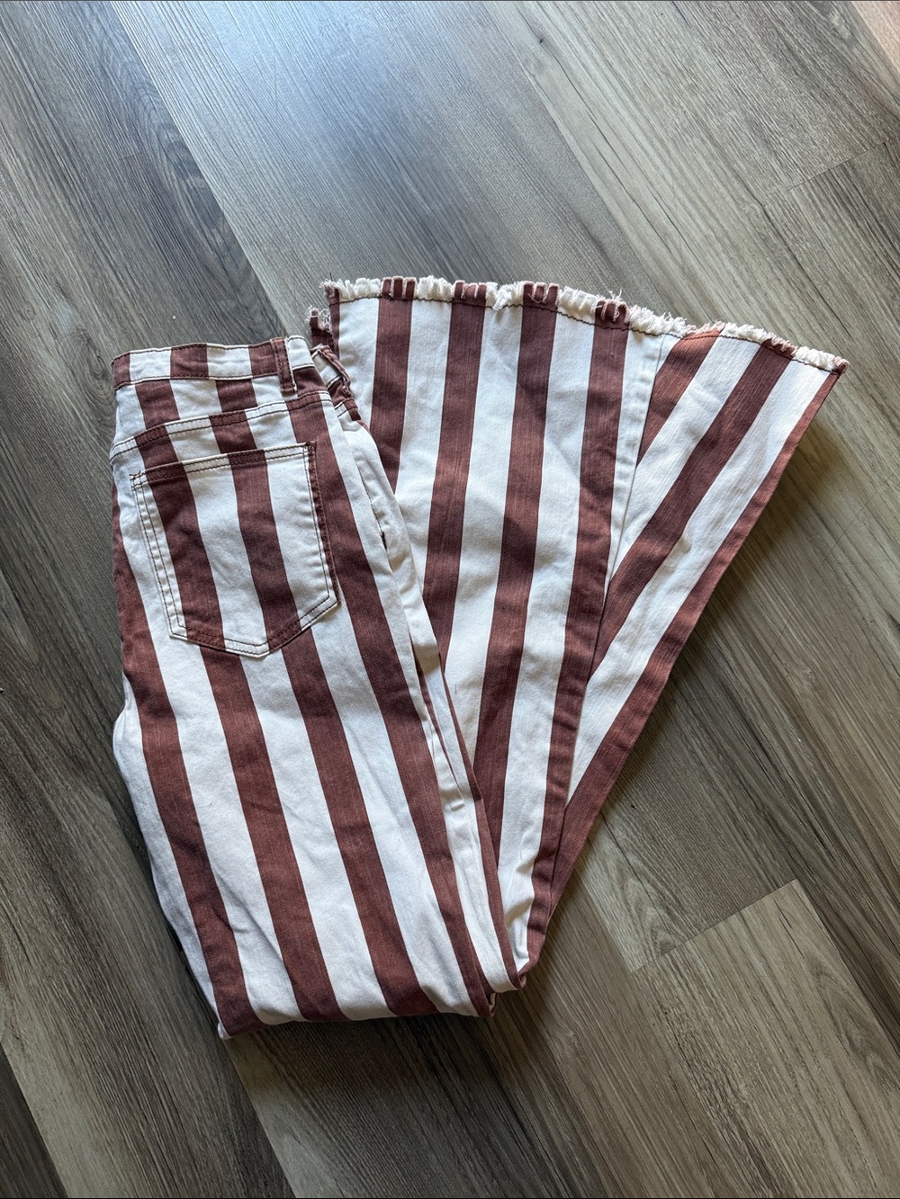 High-Rise Wide-Leg Striped Pants in Rust and White